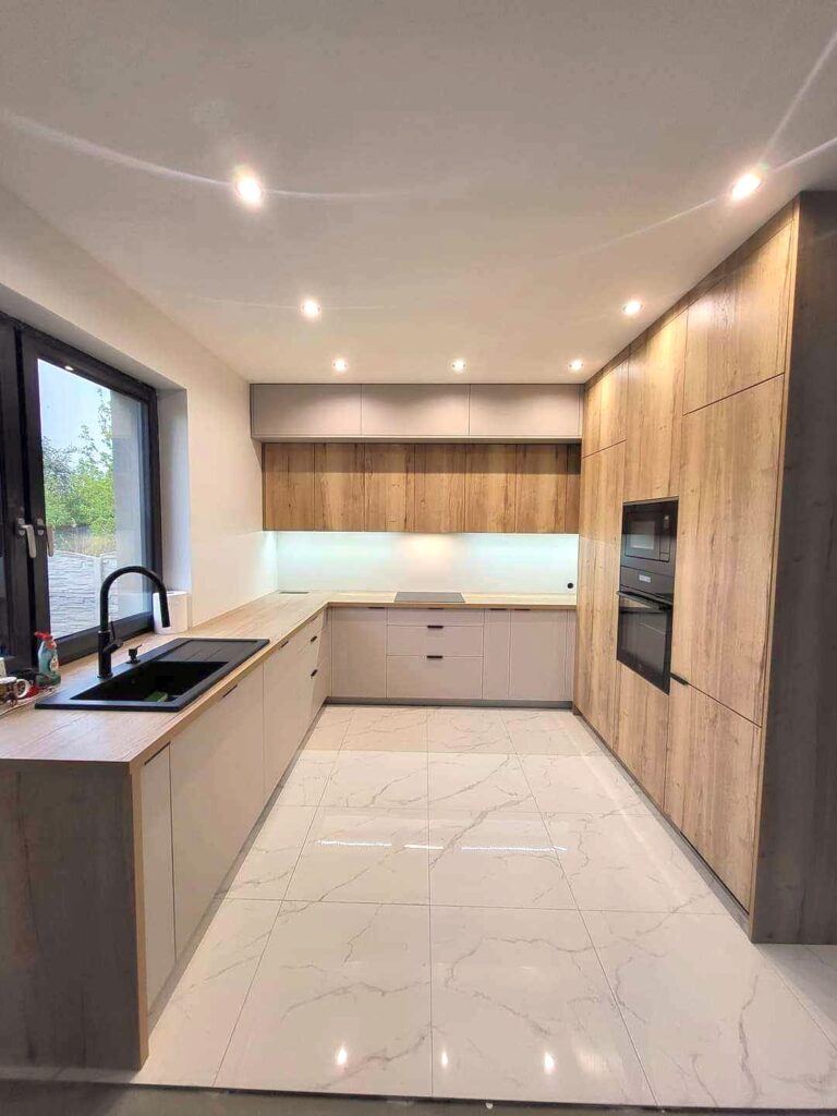 Kuchnie drewniane na wymiar